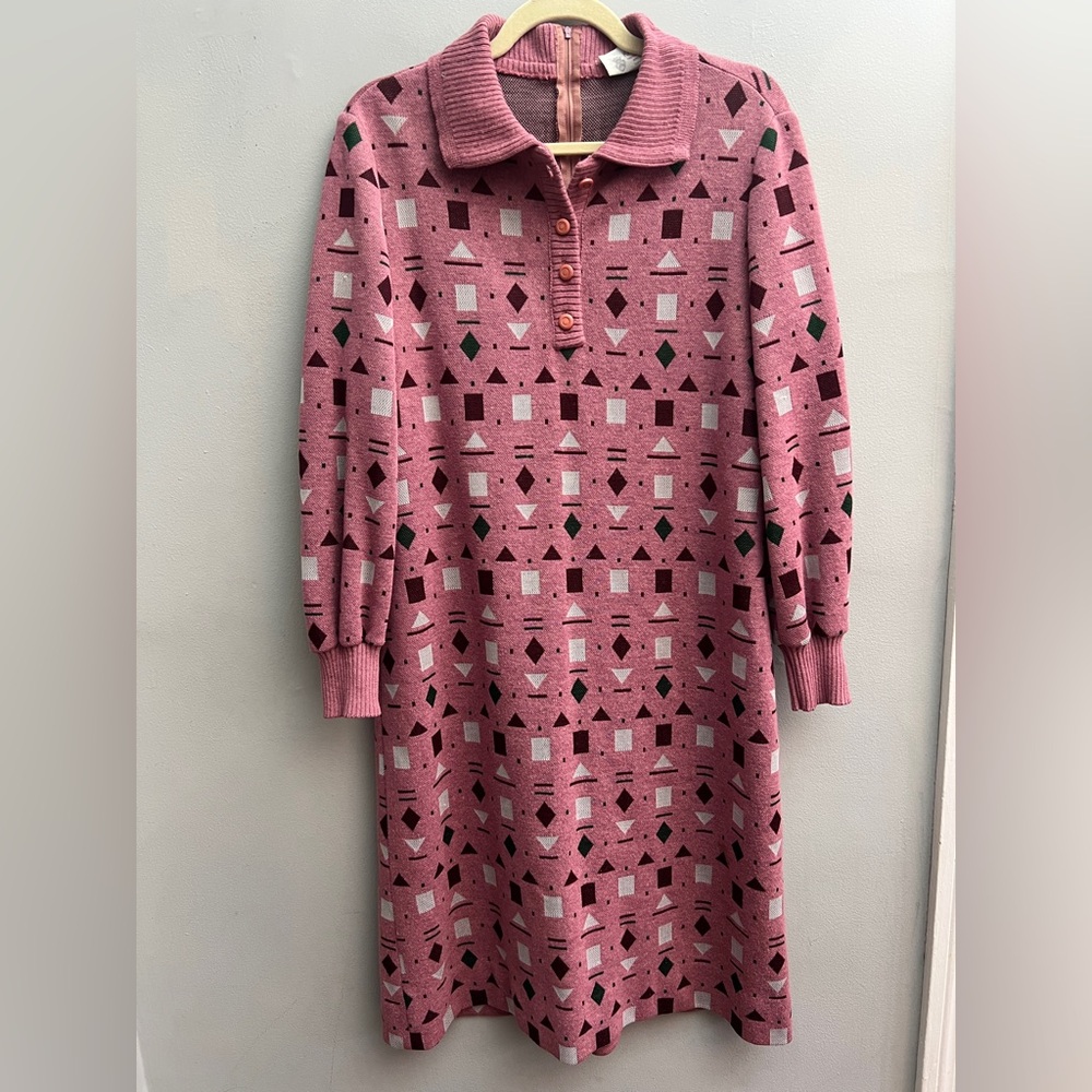 1960s Vintage Kimberly Pink Geometric Sweater Dress, Size Medium